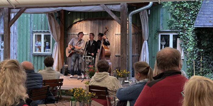 Feines Gartenkonzert beim Schafstall in Wörme