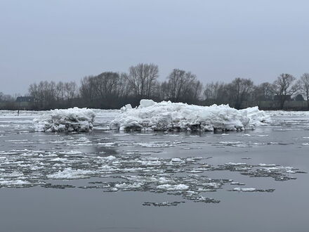 Eisschollenberge bei Geesthacht